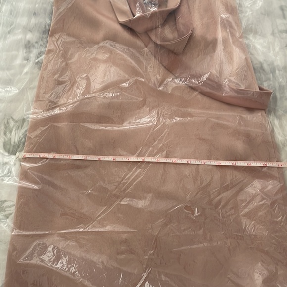 NWT Halston Champagne Blush floor length gown - Picture 14 of 14